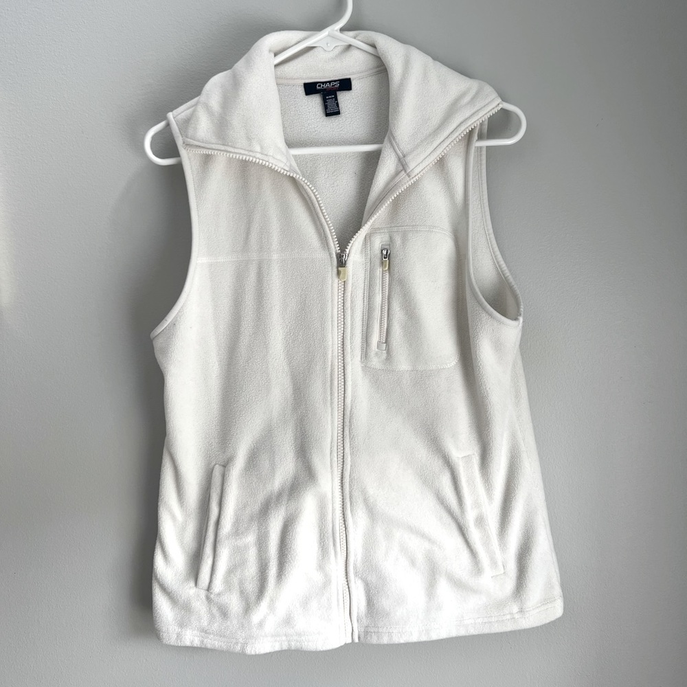 CHAPS Women’s White Fleece Vest with Pockets Size M